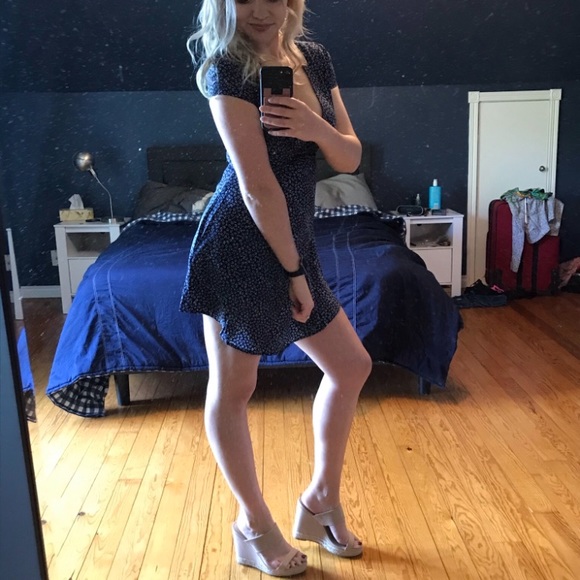 Shein dress, navy with white flowers - Picture 6 of 6